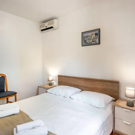 Drago By Interhome * Veliko Brdo