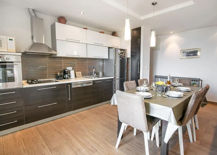 Drago By Interhome * Veliko Brdo (Makarska)