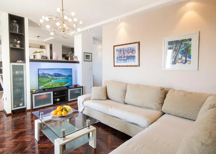 Дом отдыха Drago By Interhome Veliko Brdo (Makarska)