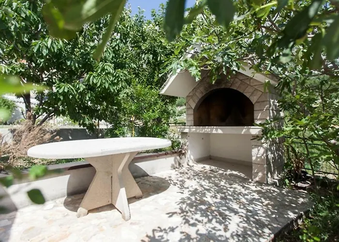 Дом отдыха Drago By Interhome Veliko Brdo (Makarska)